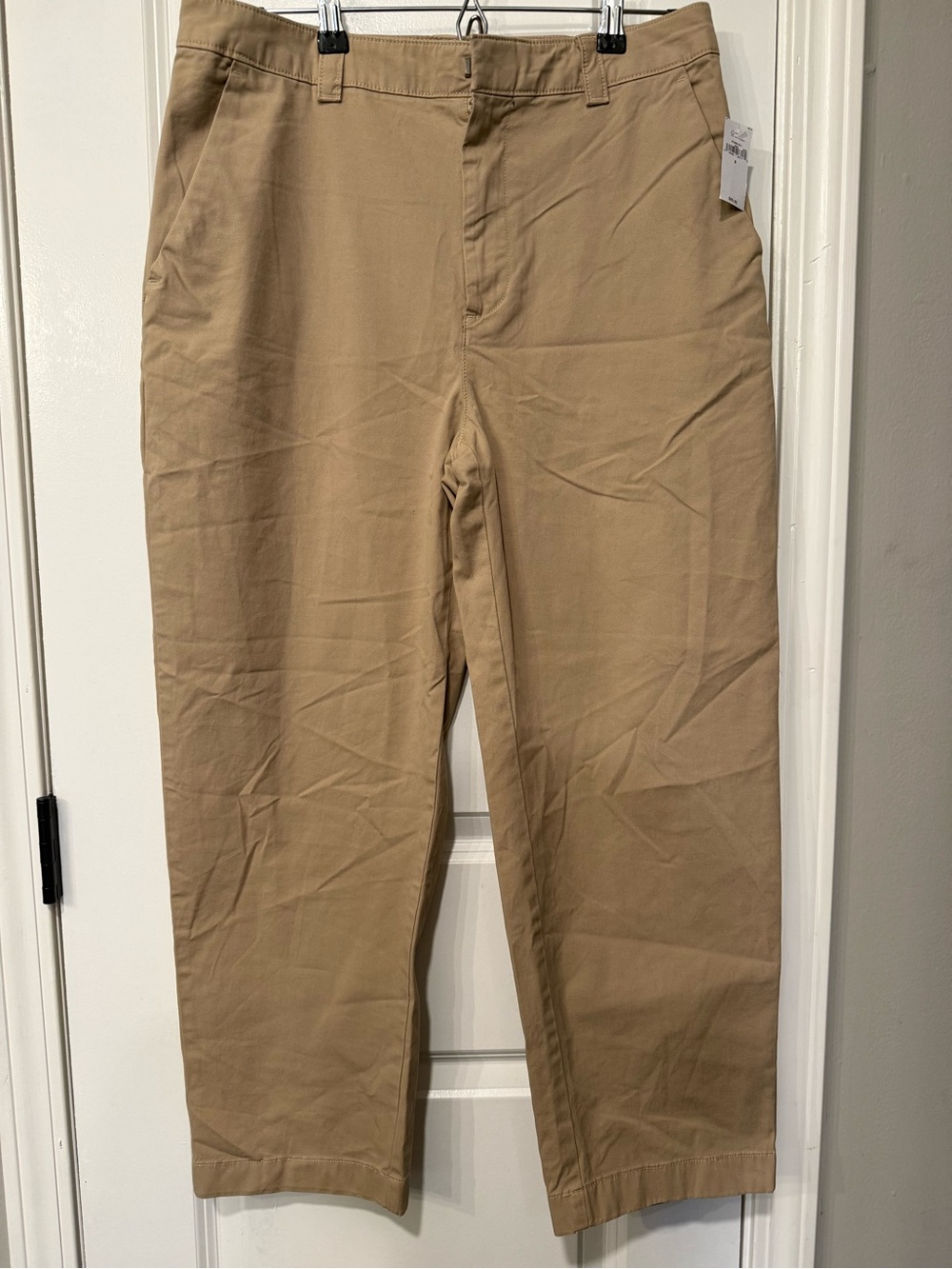 STRAIGHT UP KHAKI